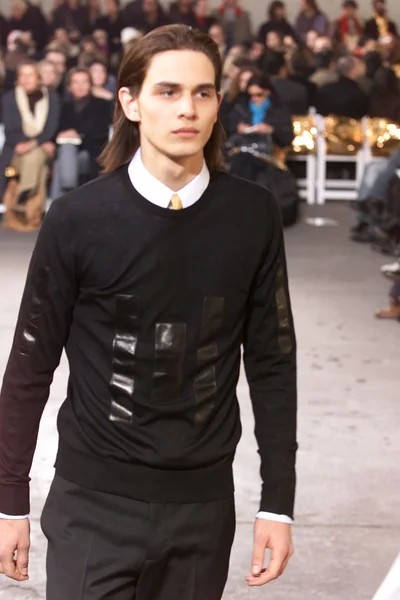 Look 33